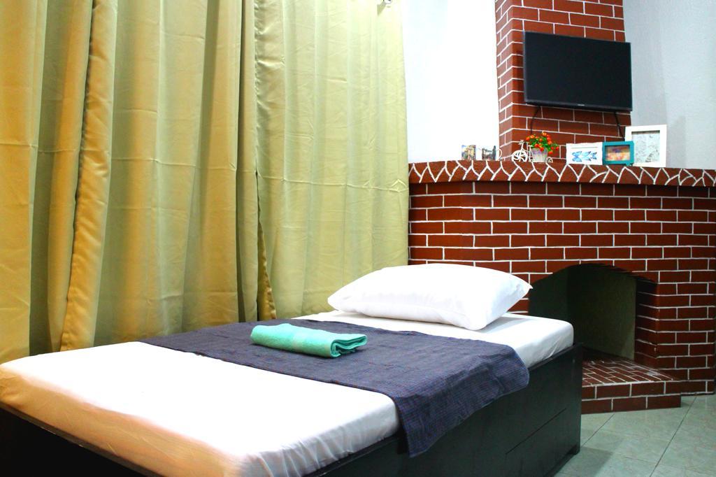 Tagaytay Garden Budgetel - City Center Tagaytay City Chambre photo